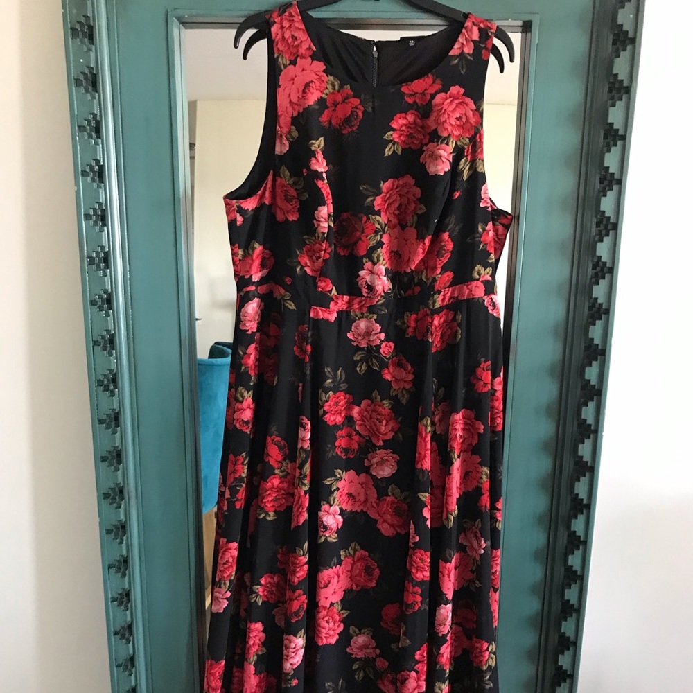 Floral Maxi Sleeveless Dress